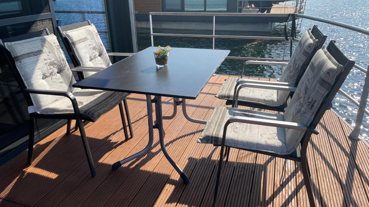 Hausboote Am Baerwalder See Traumhaus-Mieten Klitten Luaran gambar